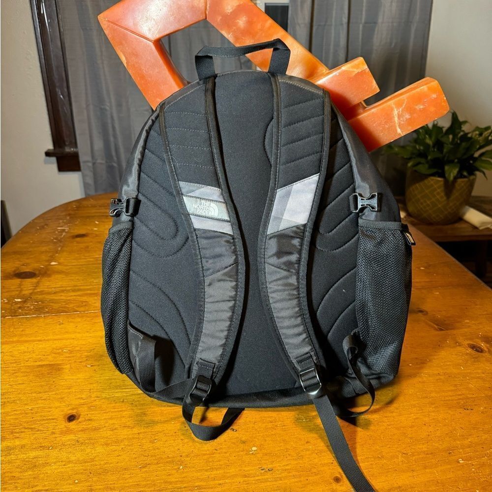 The North Face Wasatch Backpack - Picture 2 of 9